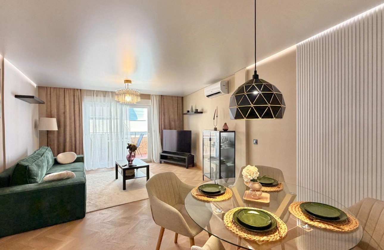 Resale - Apartment -
Torrevieja - Playa del Cura