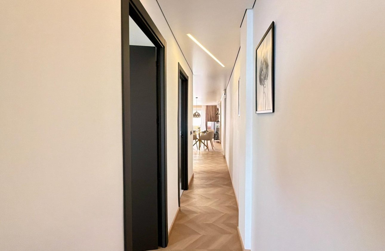 Resale - Apartment -
Torrevieja - Playa del Cura