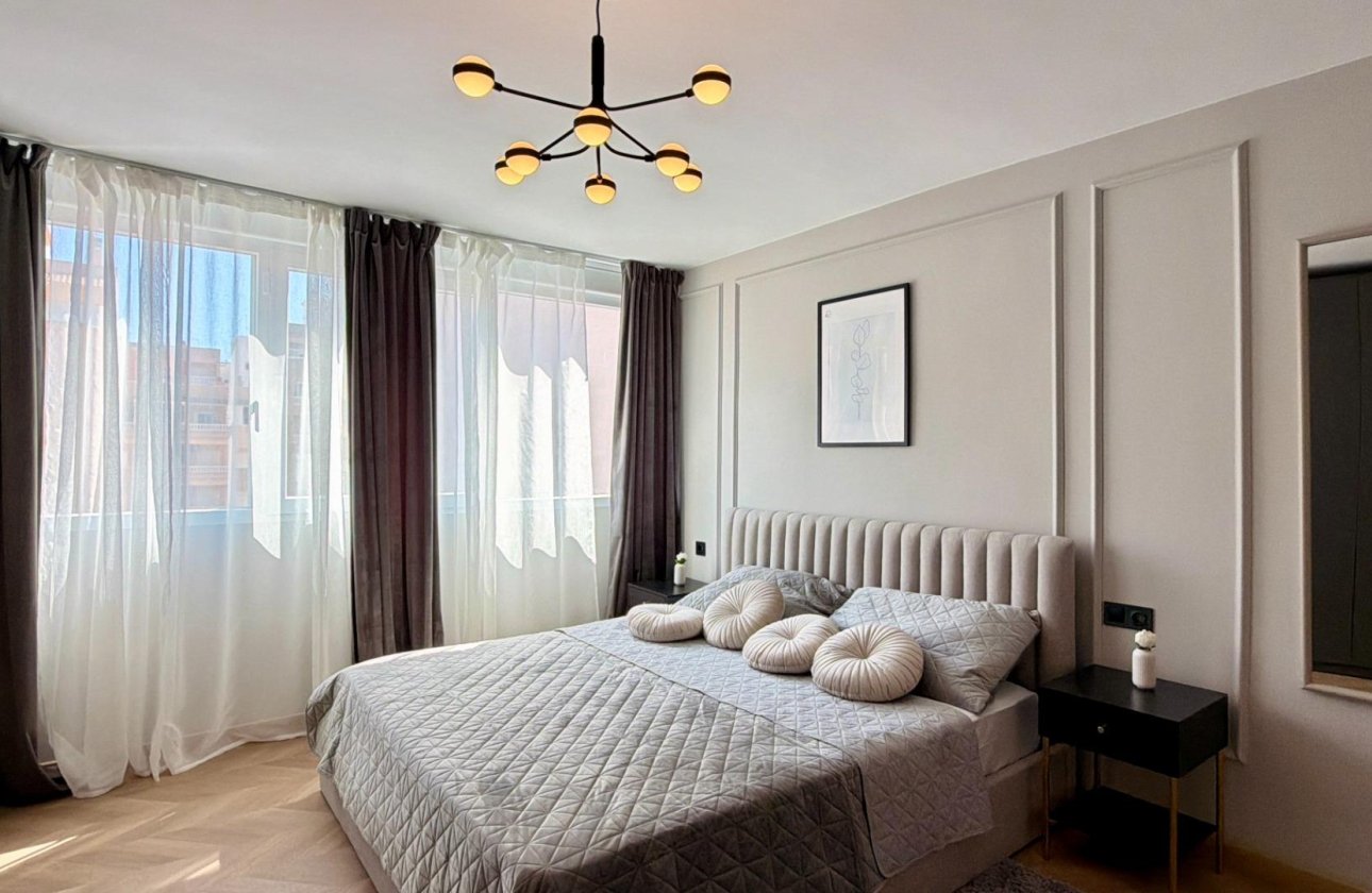 Resale - Apartment -
Torrevieja - Playa del Cura