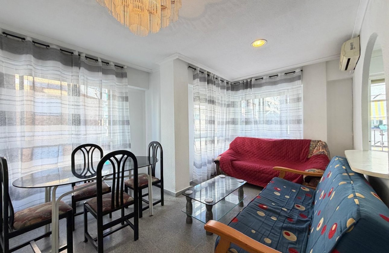 Resale - Apartment -
Torrevieja - Playa del Cura