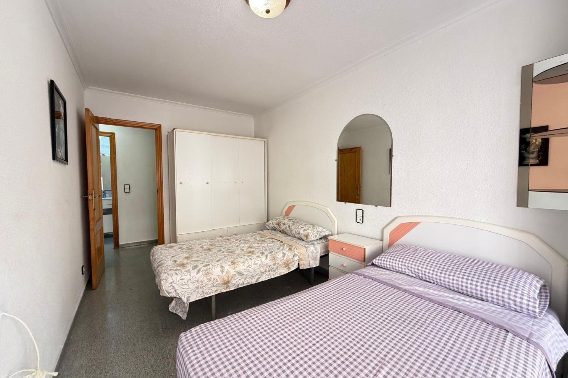 Resale - Apartment -
Torrevieja - Playa del Cura