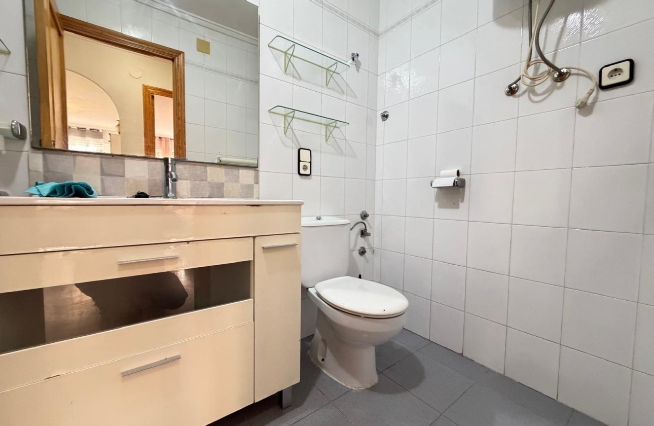 Resale - Apartment -
Torrevieja - Playa del Cura