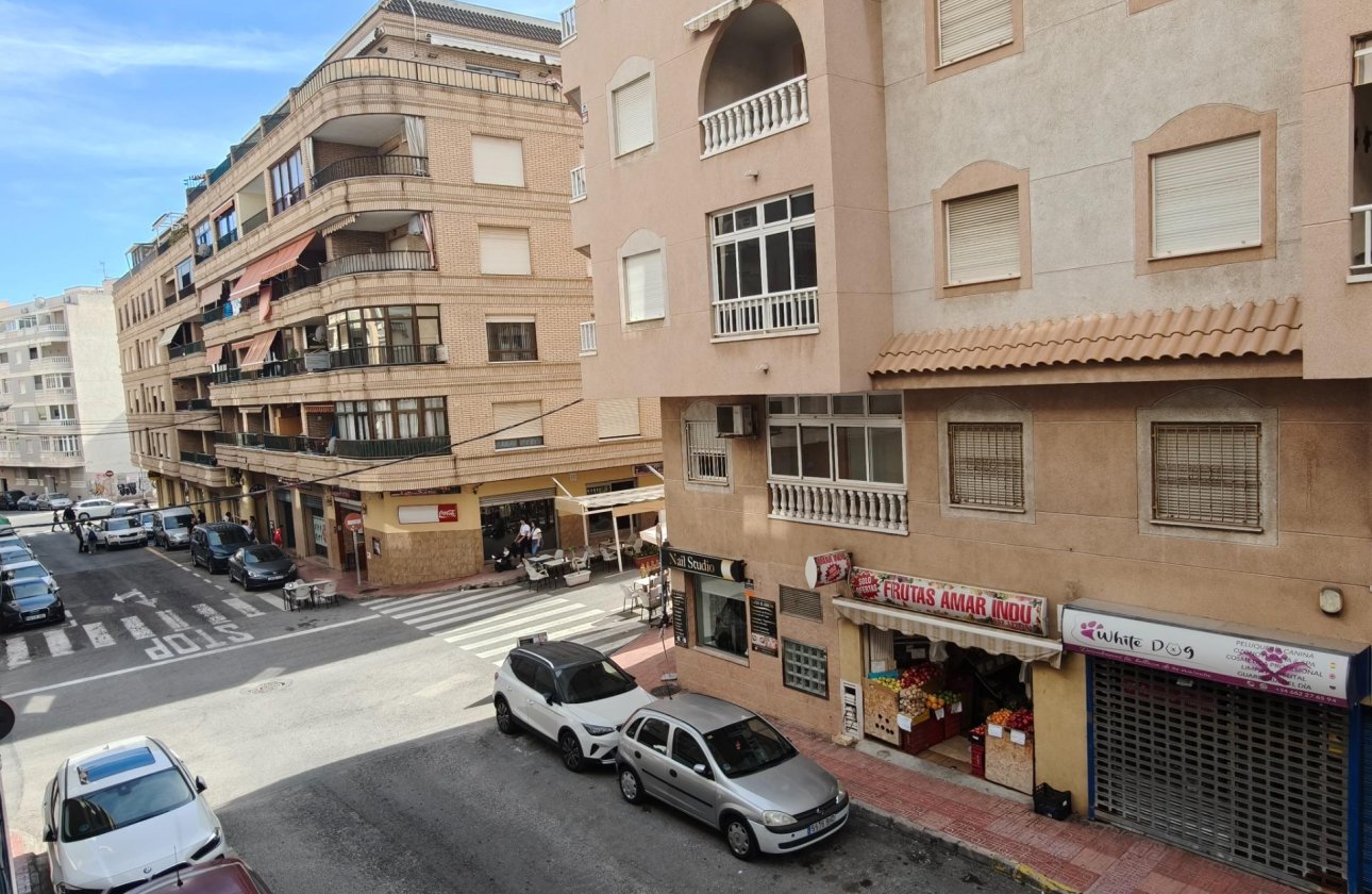 Resale - Apartment -
Torrevieja - Playa del Cura