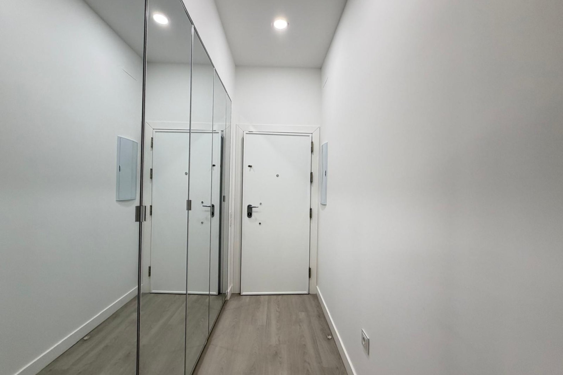 Resale - Apartment -
Torrevieja - Playa del Cura