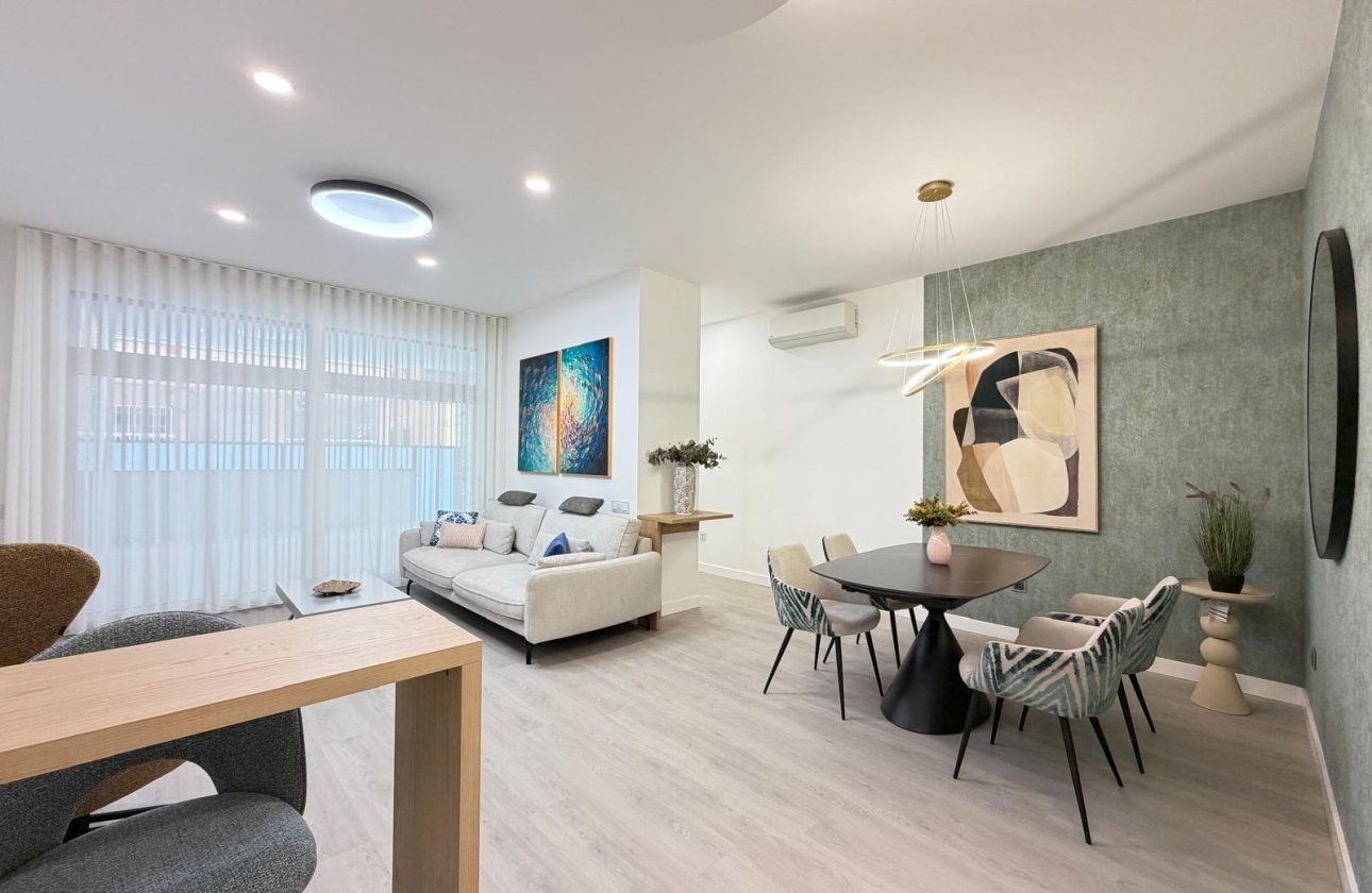 Resale - Apartment -
Torrevieja - Playa del Cura
