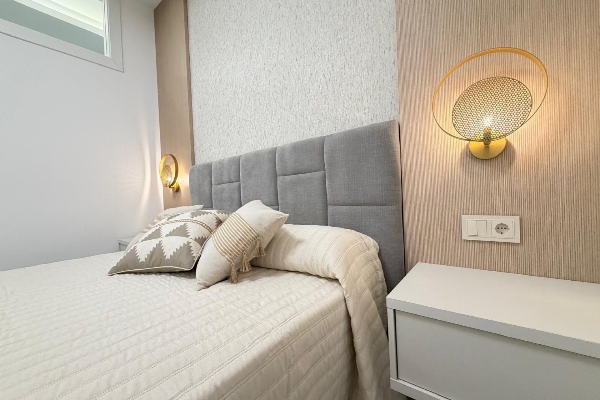Resale - Apartment -
Torrevieja - Playa del Cura