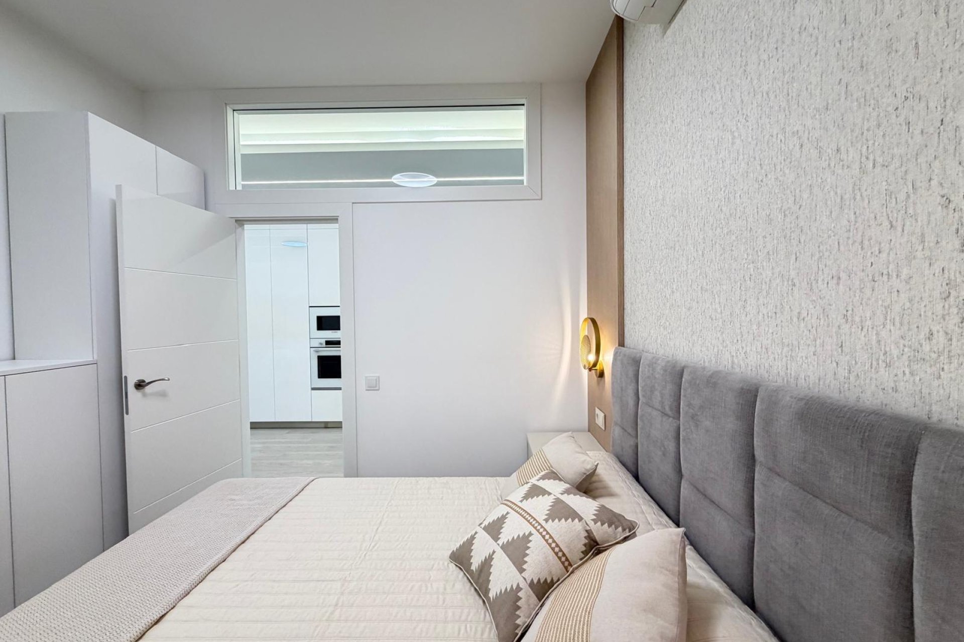Resale - Apartment -
Torrevieja - Playa del Cura