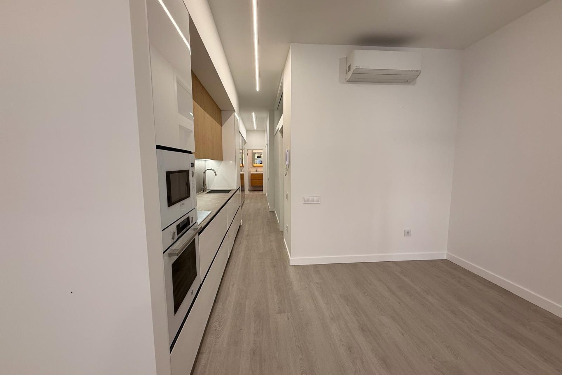 Resale - Apartment -
Torrevieja - Playa del Cura