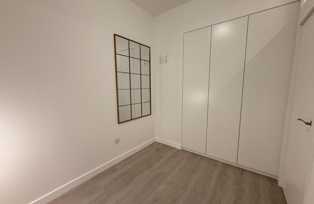 Resale - Apartment -
Torrevieja - Playa del Cura