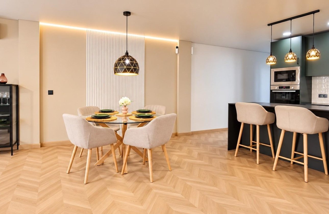 Resale - Apartment -
Torrevieja - Playa del Cura
