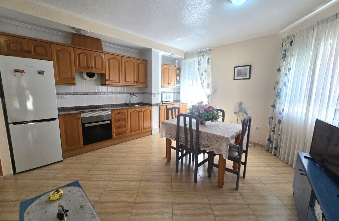 Resale - Apartment -
Torrevieja - Playa del Cura