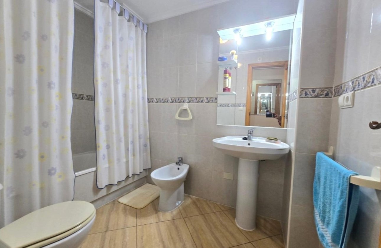 Resale - Apartment -
Torrevieja - Playa del Cura