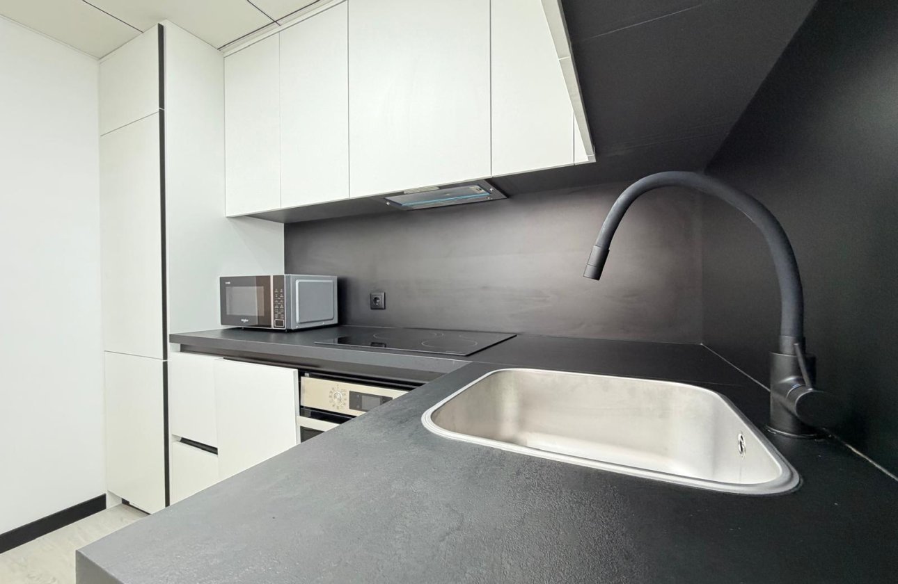 Resale - Apartment -
Torrevieja - Playa del Cura
