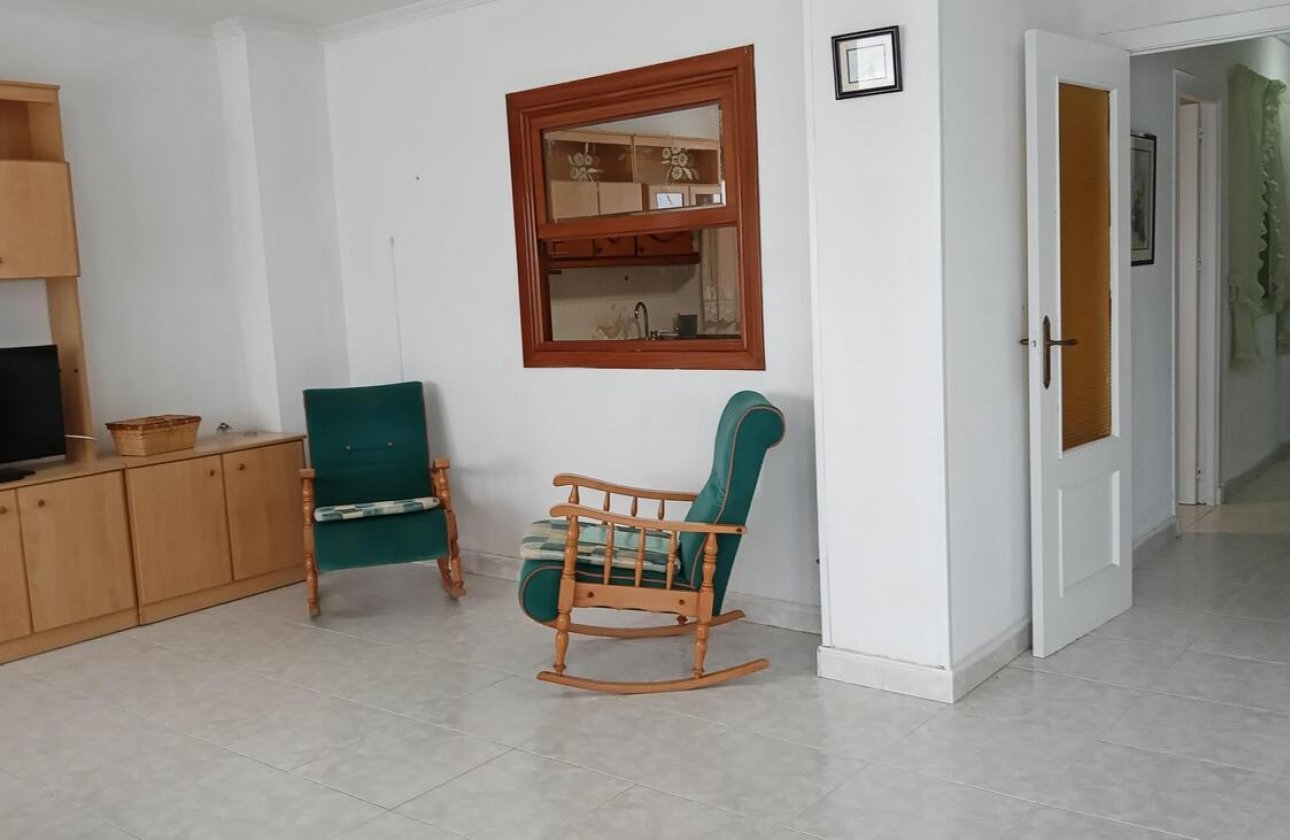 Resale - Apartment -
Torrevieja - PLAYA LOS LOCOS