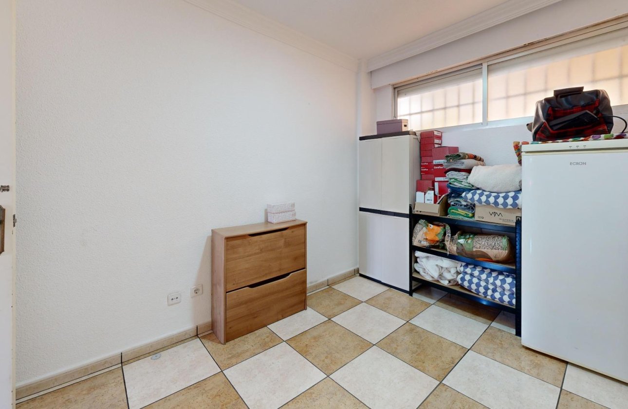 Resale - Apartment -
Torrevieja - Puerto Deportivo Marina Salinas