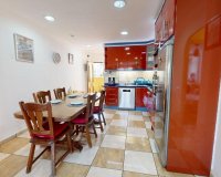 Resale - Apartment -
Torrevieja - Puerto Deportivo