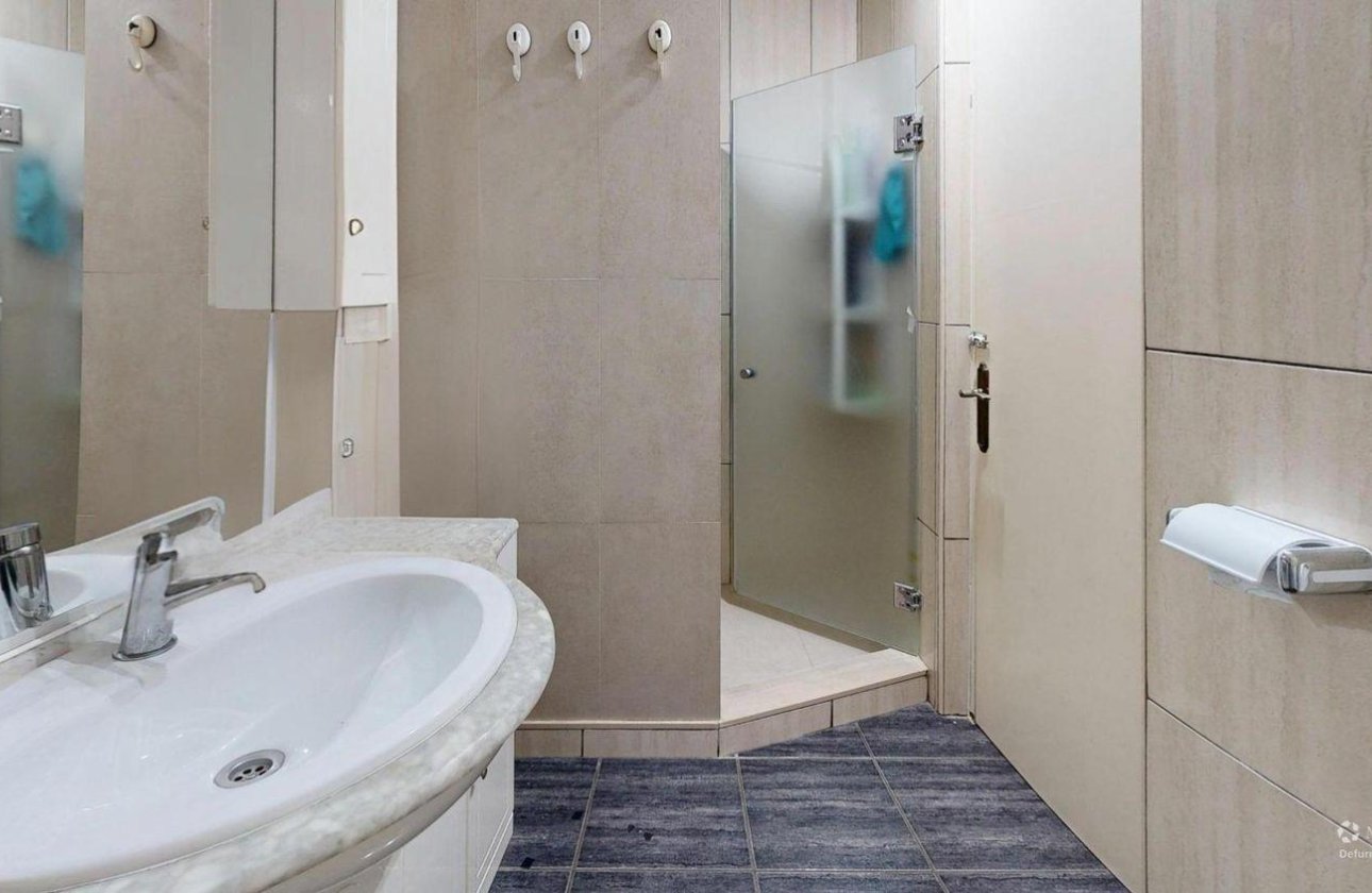 Resale - Apartment -
Torrevieja - Puerto Deportivo