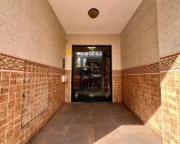 Resale - Apartment -
Torrevieja - Puerto Deportivo