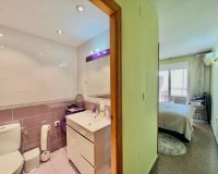 Resale - Apartment -
Torrevieja - Puerto Deportivo