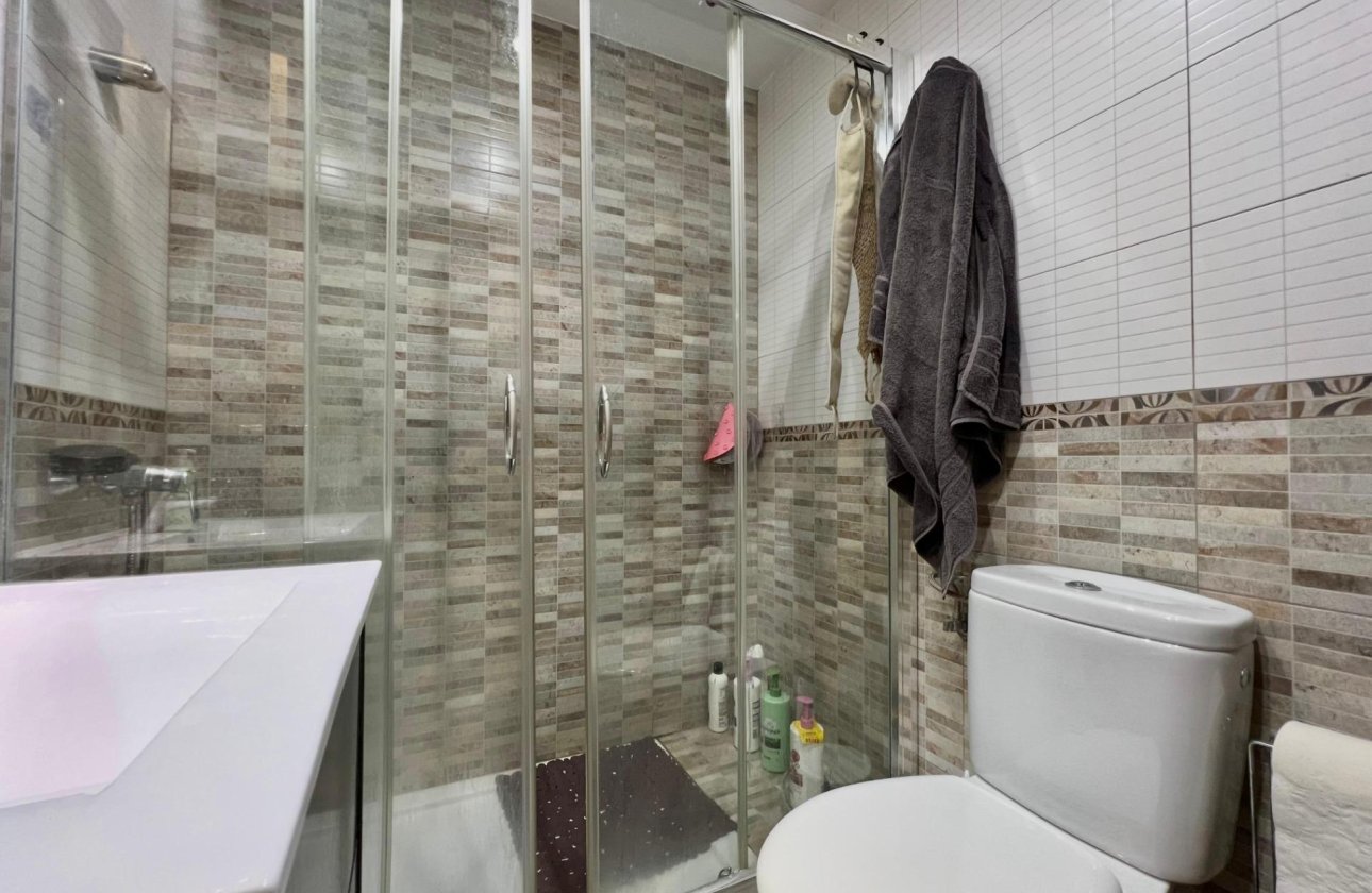 Resale - Apartment -
Torrevieja - Puerto Deportivo