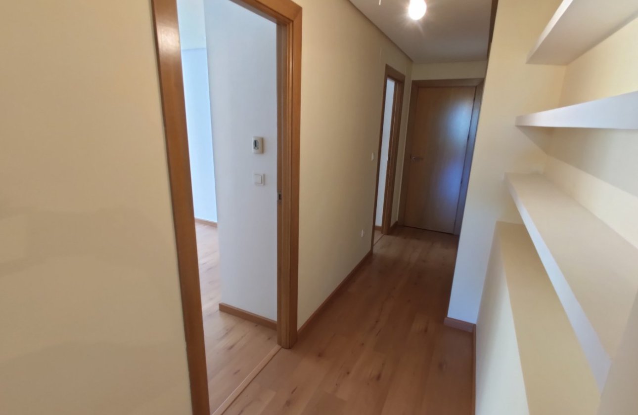 Resale - Apartment -
Torrevieja - Puerto