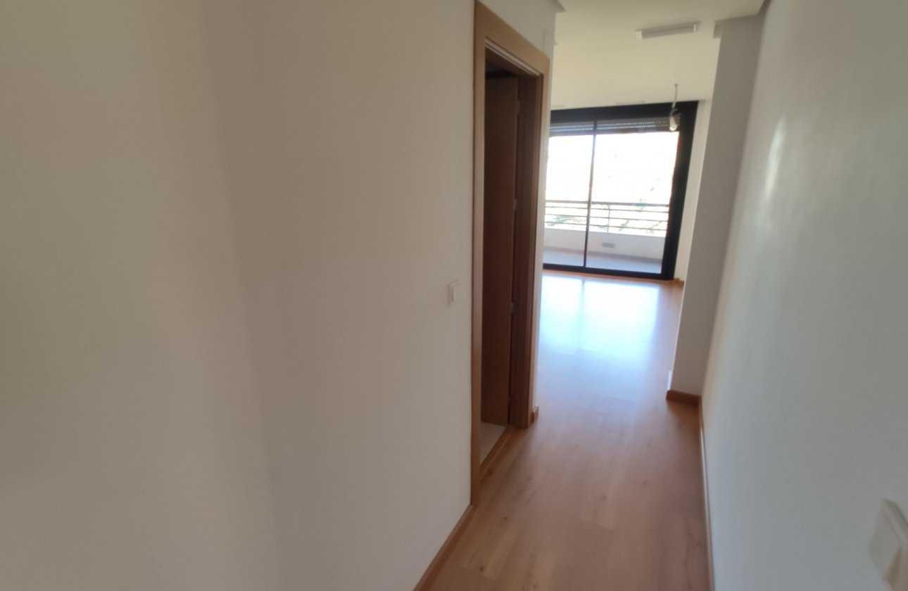 Resale - Apartment -
Torrevieja - Puerto