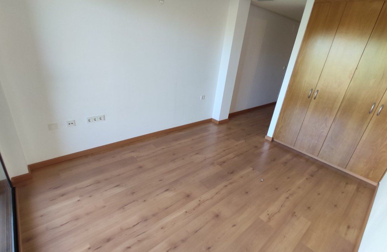 Resale - Apartment -
Torrevieja - Puerto