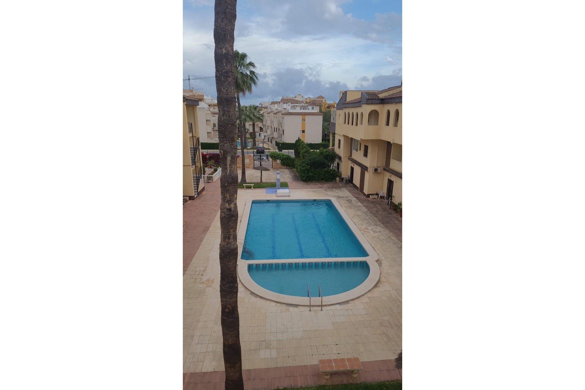 Resale - Apartment -
Torrevieja - Punta Prima