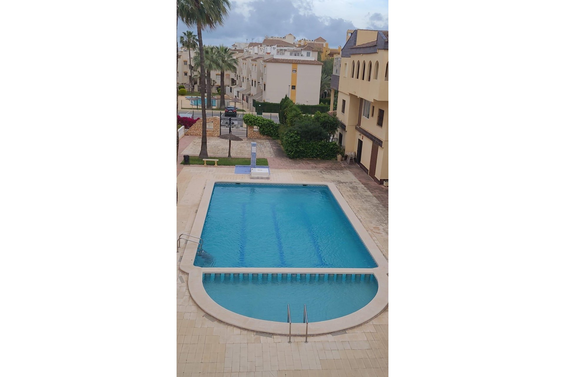 Resale - Apartment -
Torrevieja - Punta Prima