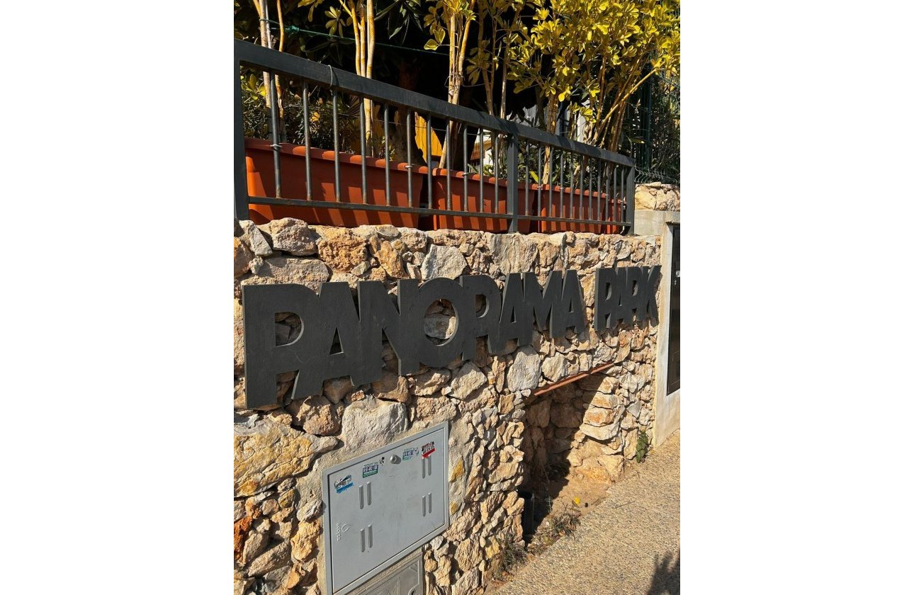 Resale - Apartment -
Torrevieja - Punta Prima