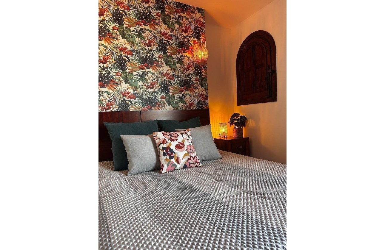 Resale - Apartment -
Torrevieja - Punta Prima