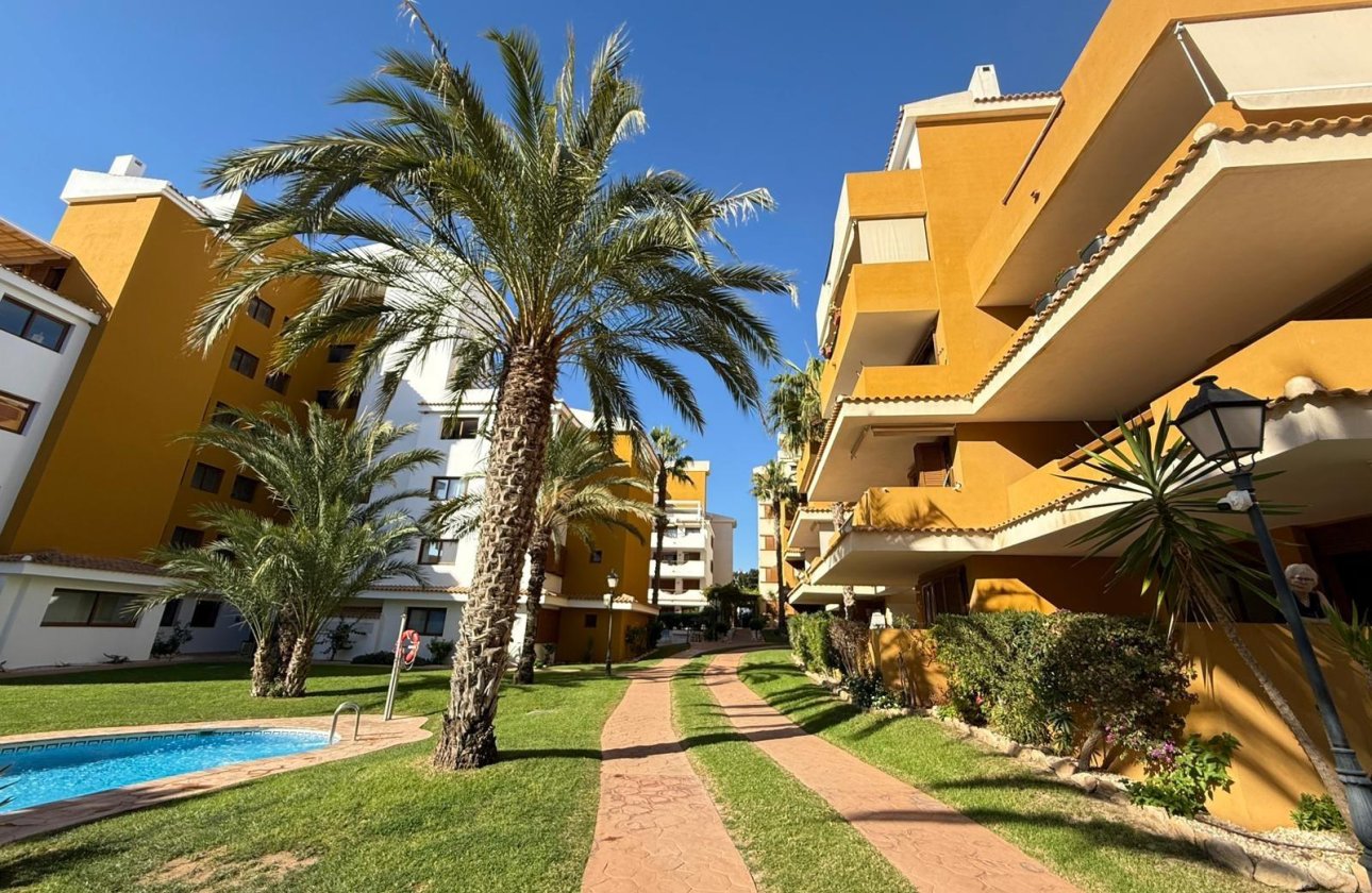 Resale - Apartment -
Torrevieja - Punta Prima