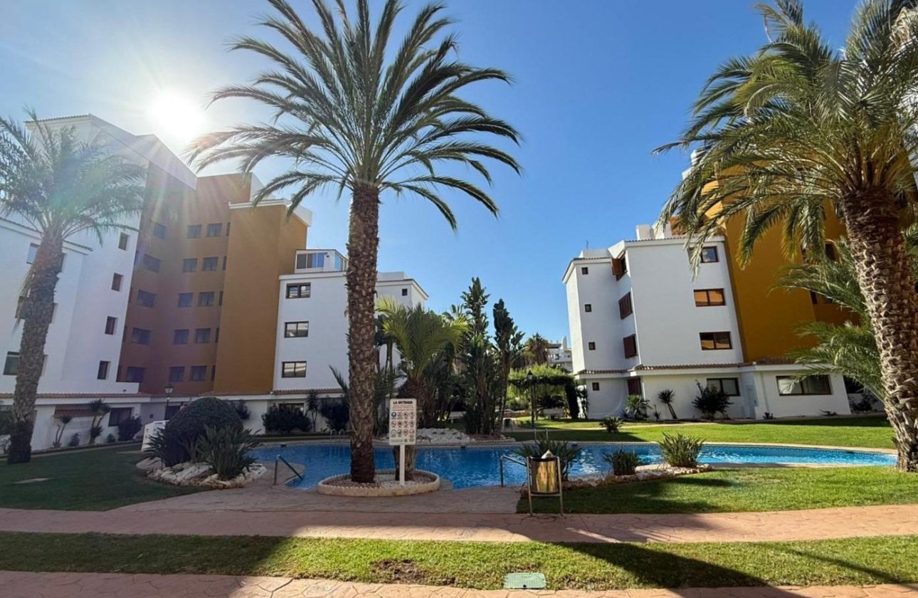 Resale - Apartment -
Torrevieja - Punta Prima
