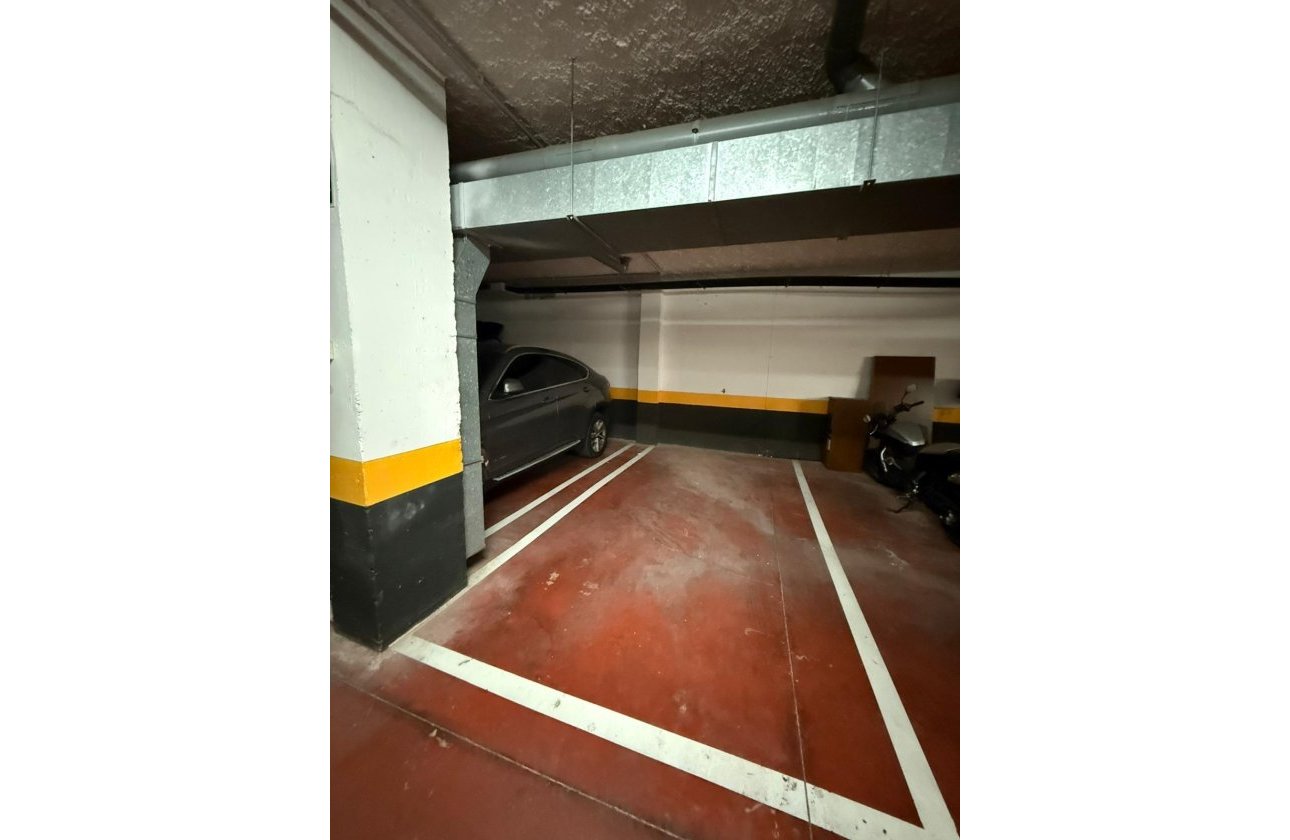 Resale - Apartment -
Torrevieja - Punta Prima