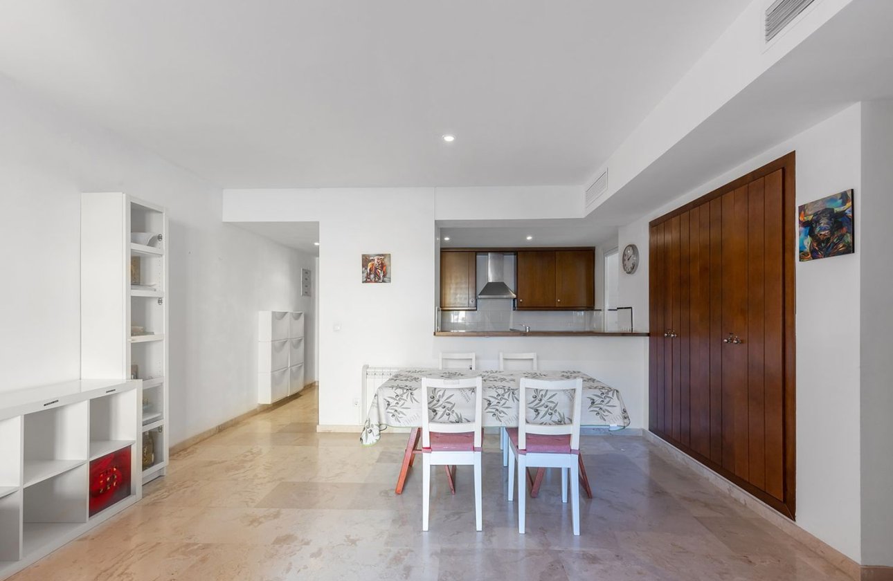 Resale - Apartment -
Torrevieja - Punta Prima