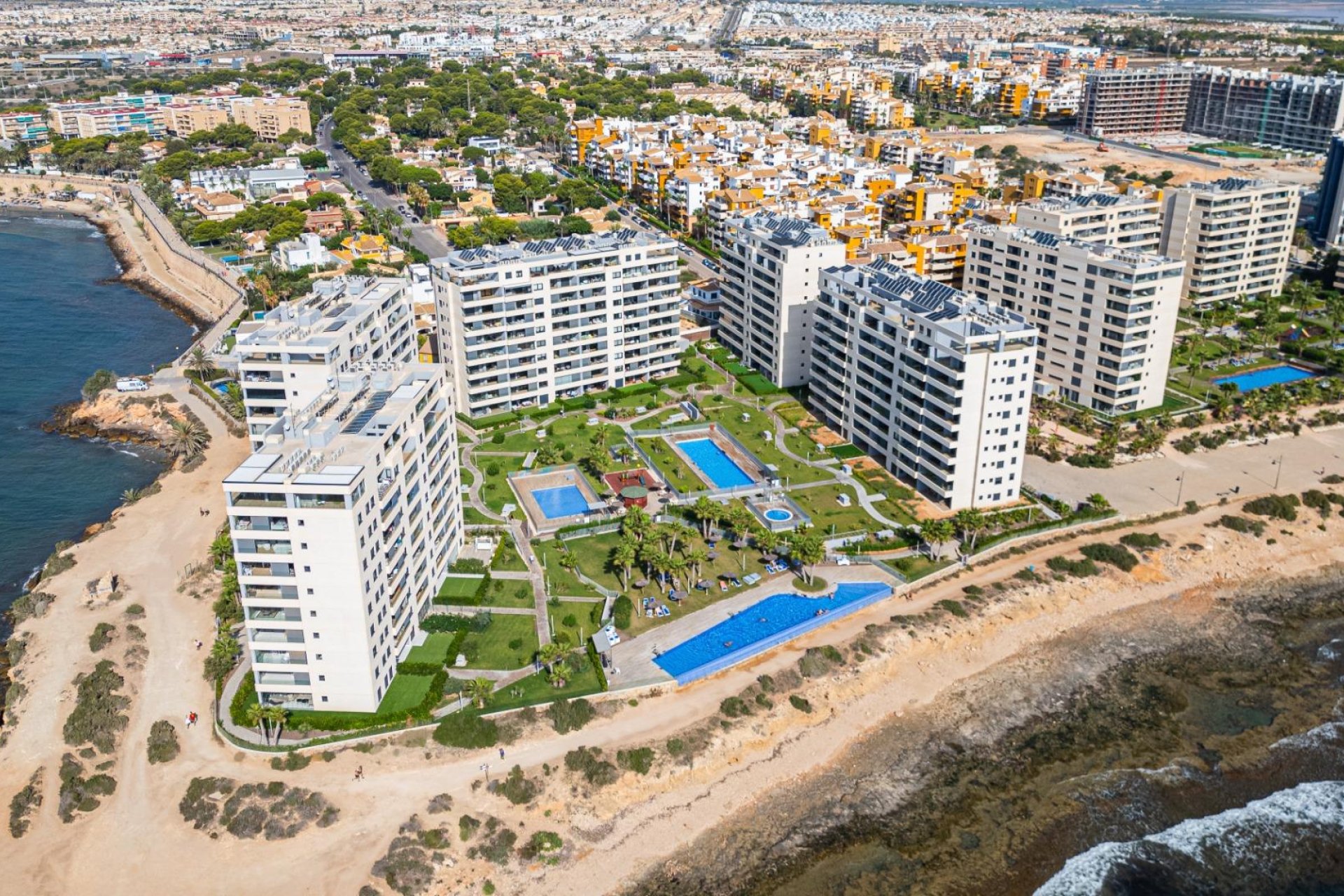 Resale - Apartment -
Torrevieja - Punta Prima
