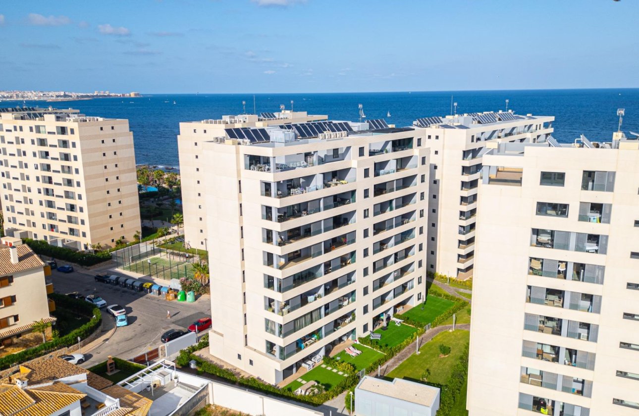 Resale - Apartment -
Torrevieja - Punta Prima