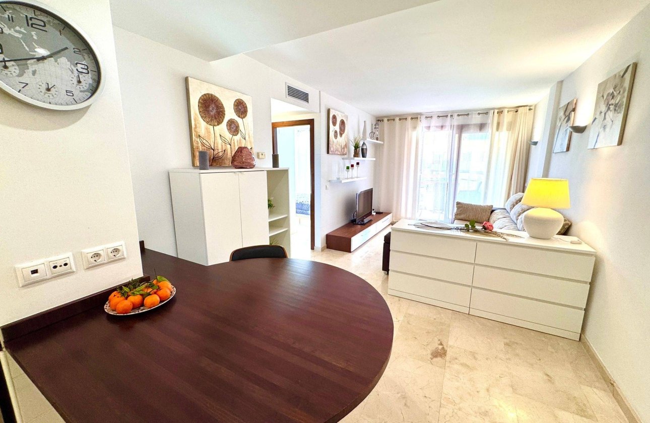 Resale - Apartment -
Torrevieja - Punta Prima