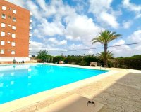 Resale - Apartment -
Torrevieja - Punta Prima