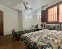 Resale - Apartment -
Torrevieja - Punta Prima