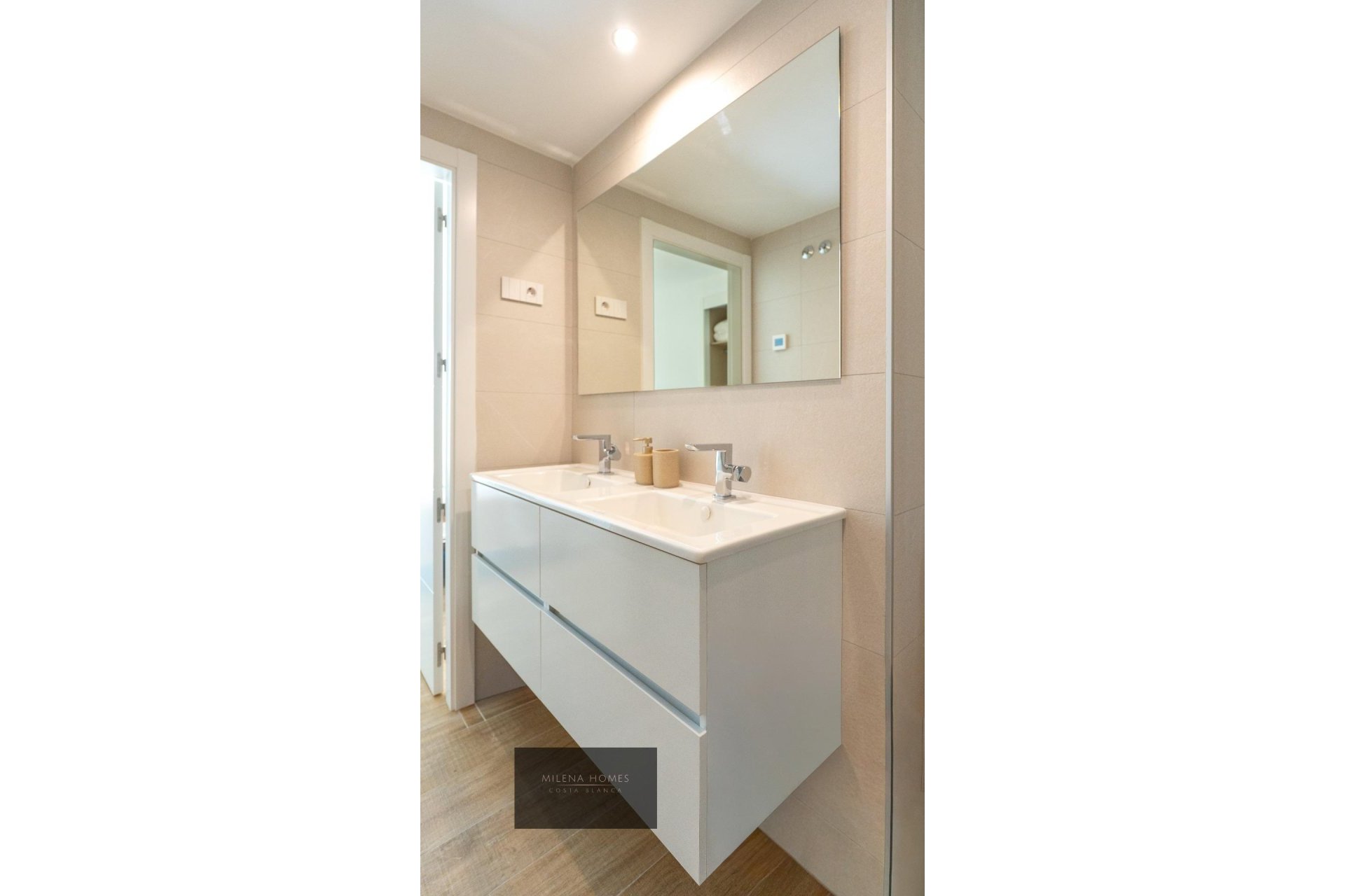 Resale - Apartment -
Torrevieja - Punta Prima