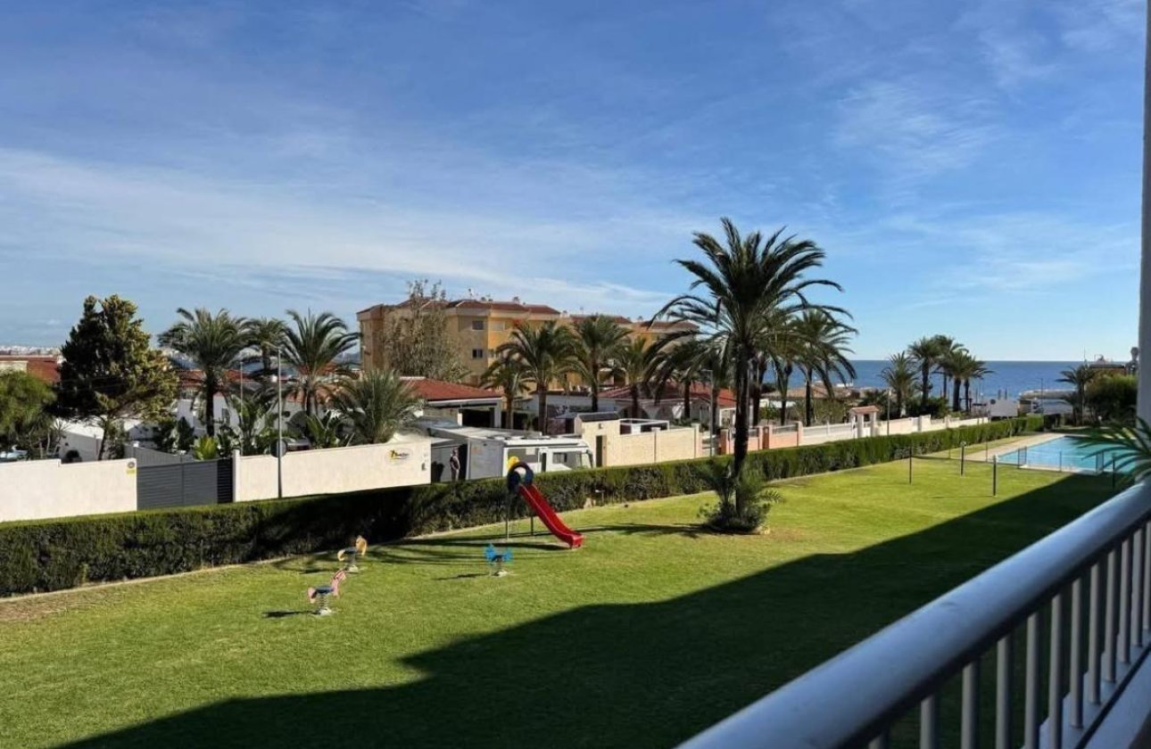 Resale - Apartment -
Torrevieja - Punta Prima