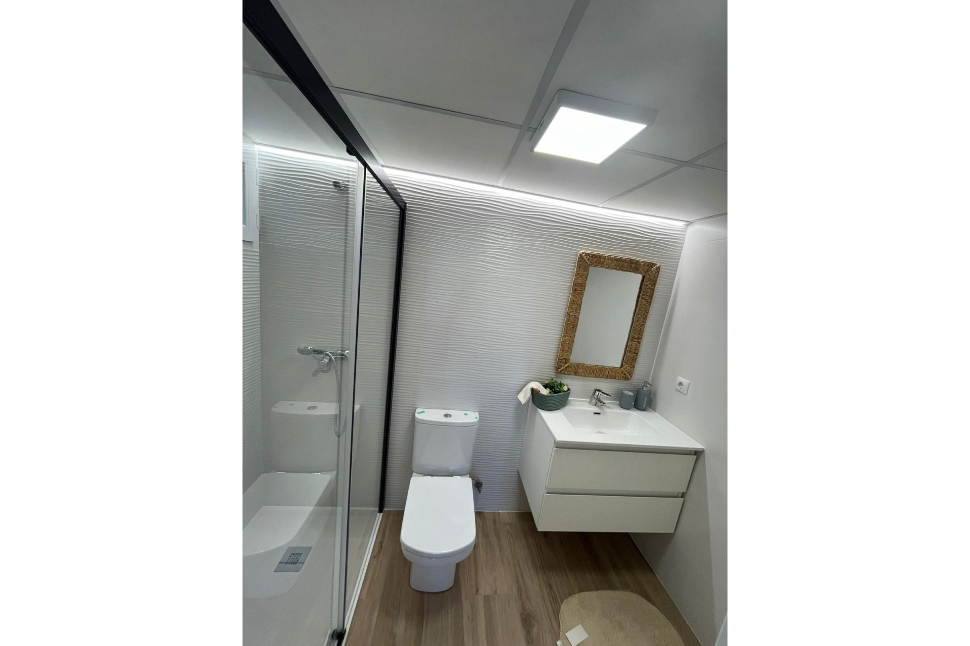 Resale - Apartment -
Torrevieja - Punta Prima