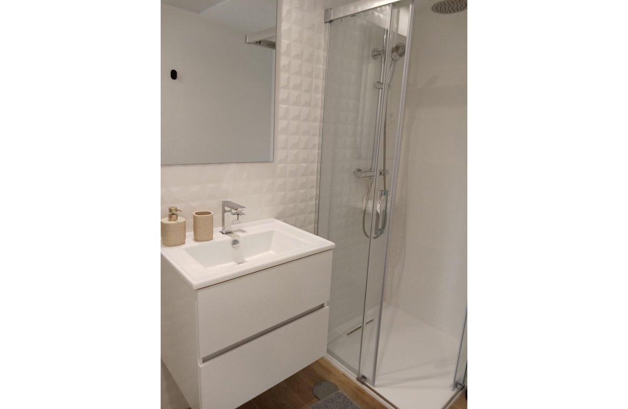 Resale - Apartment -
Torrevieja - Punta Prima