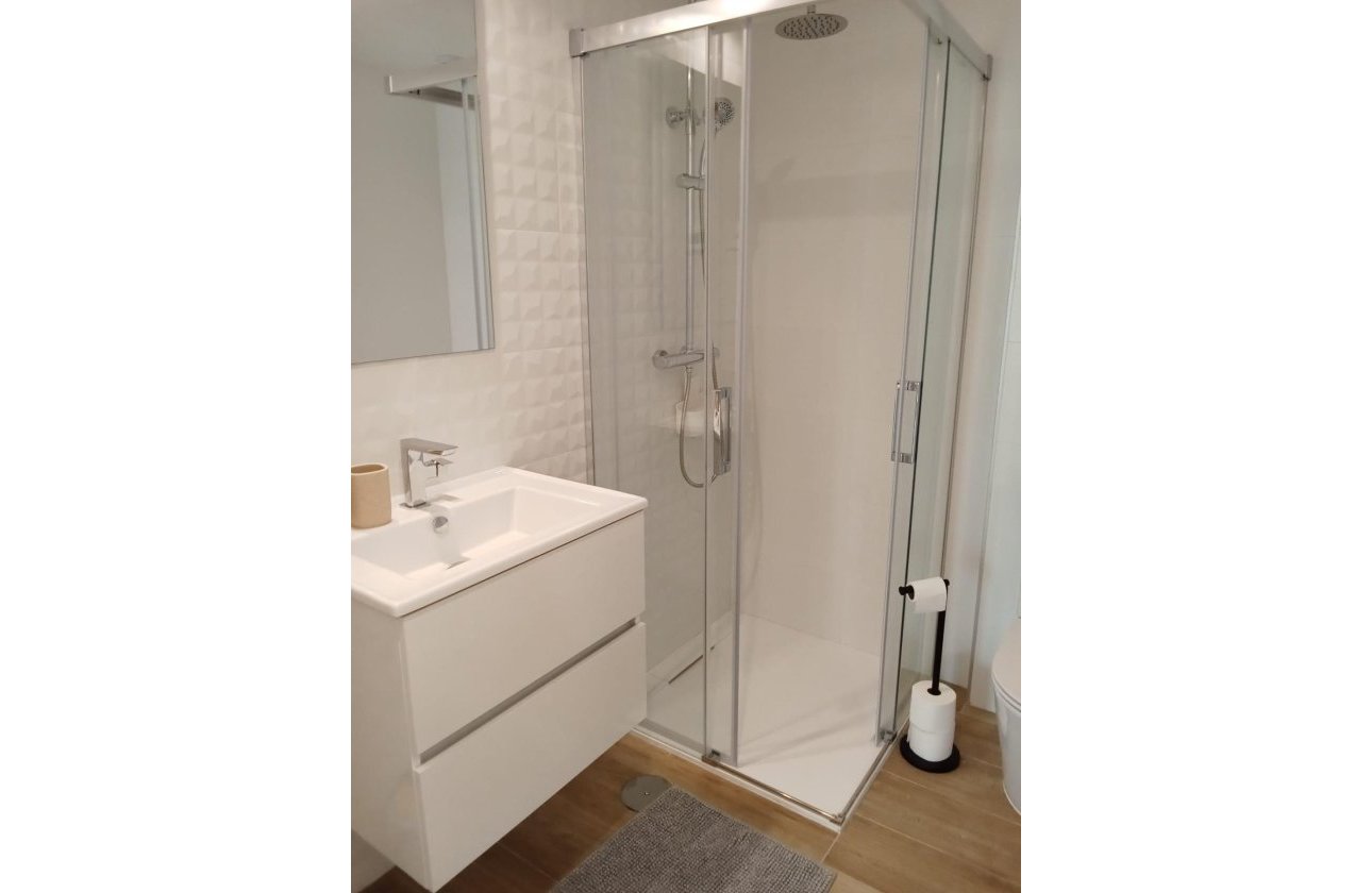 Resale - Apartment -
Torrevieja - Punta Prima