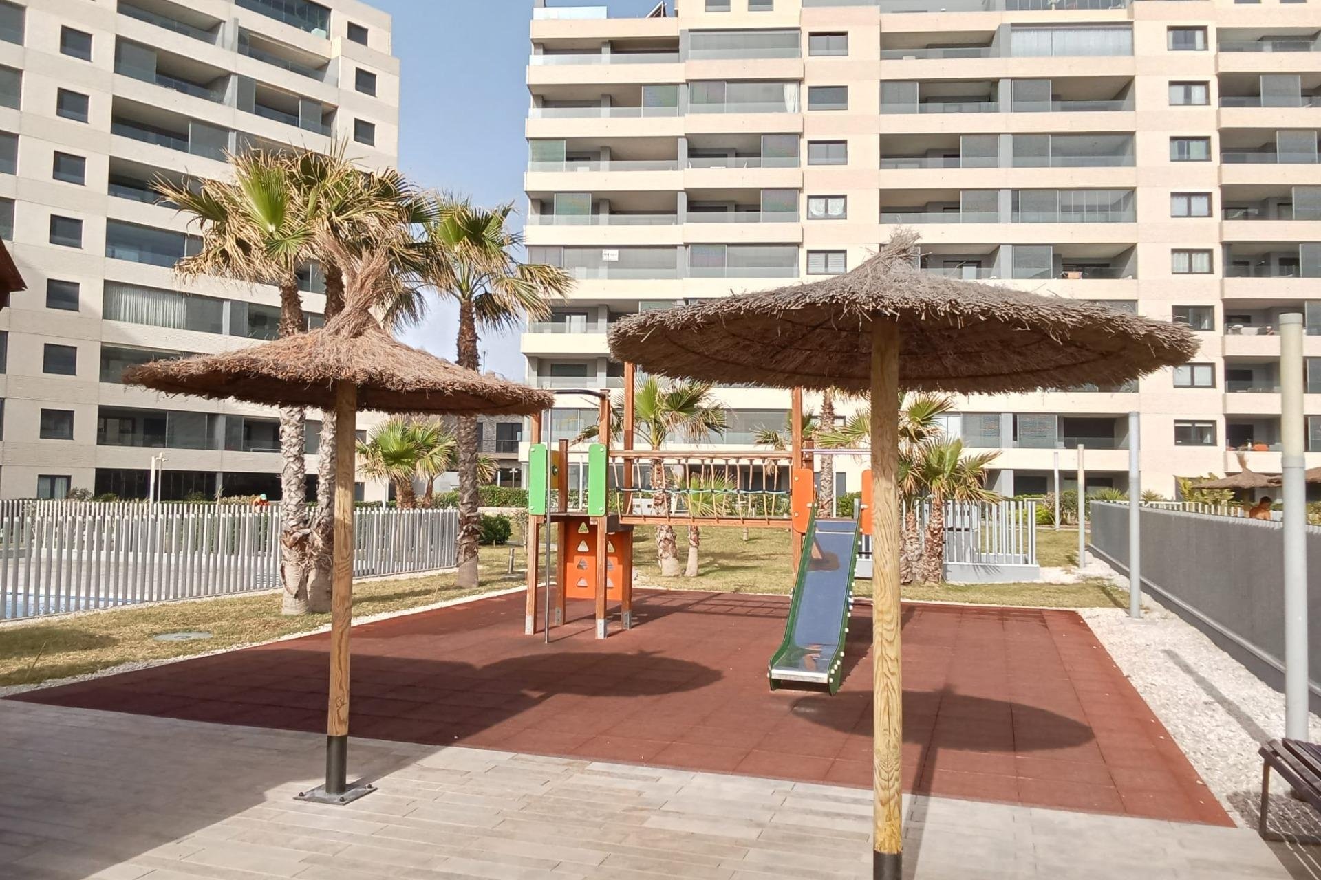 Resale - Apartment -
Torrevieja - Punta Prima