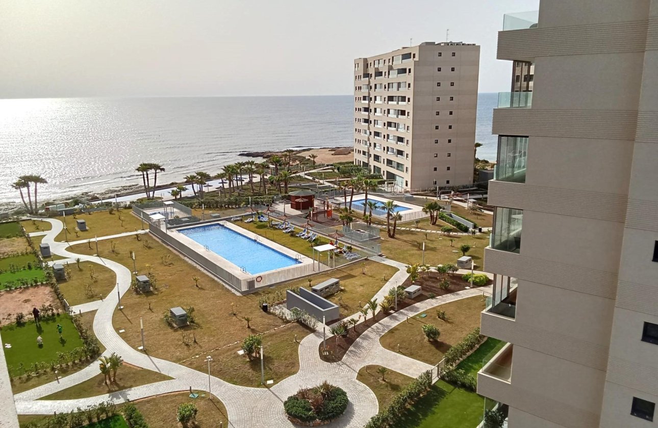 Resale - Apartment -
Torrevieja - Punta Prima