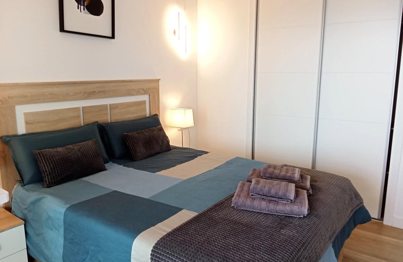 Resale - Apartment -
Torrevieja - Punta Prima