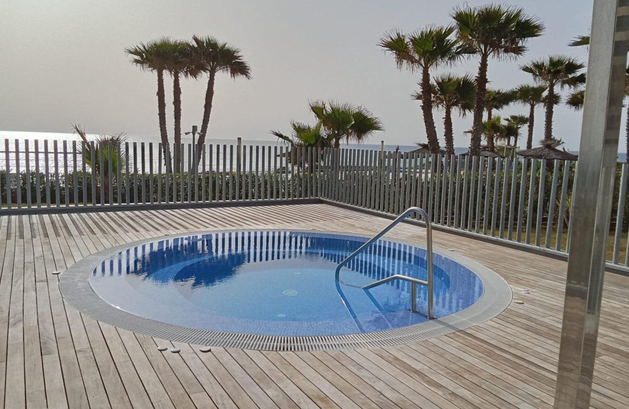 Resale - Apartment -
Torrevieja - Punta Prima