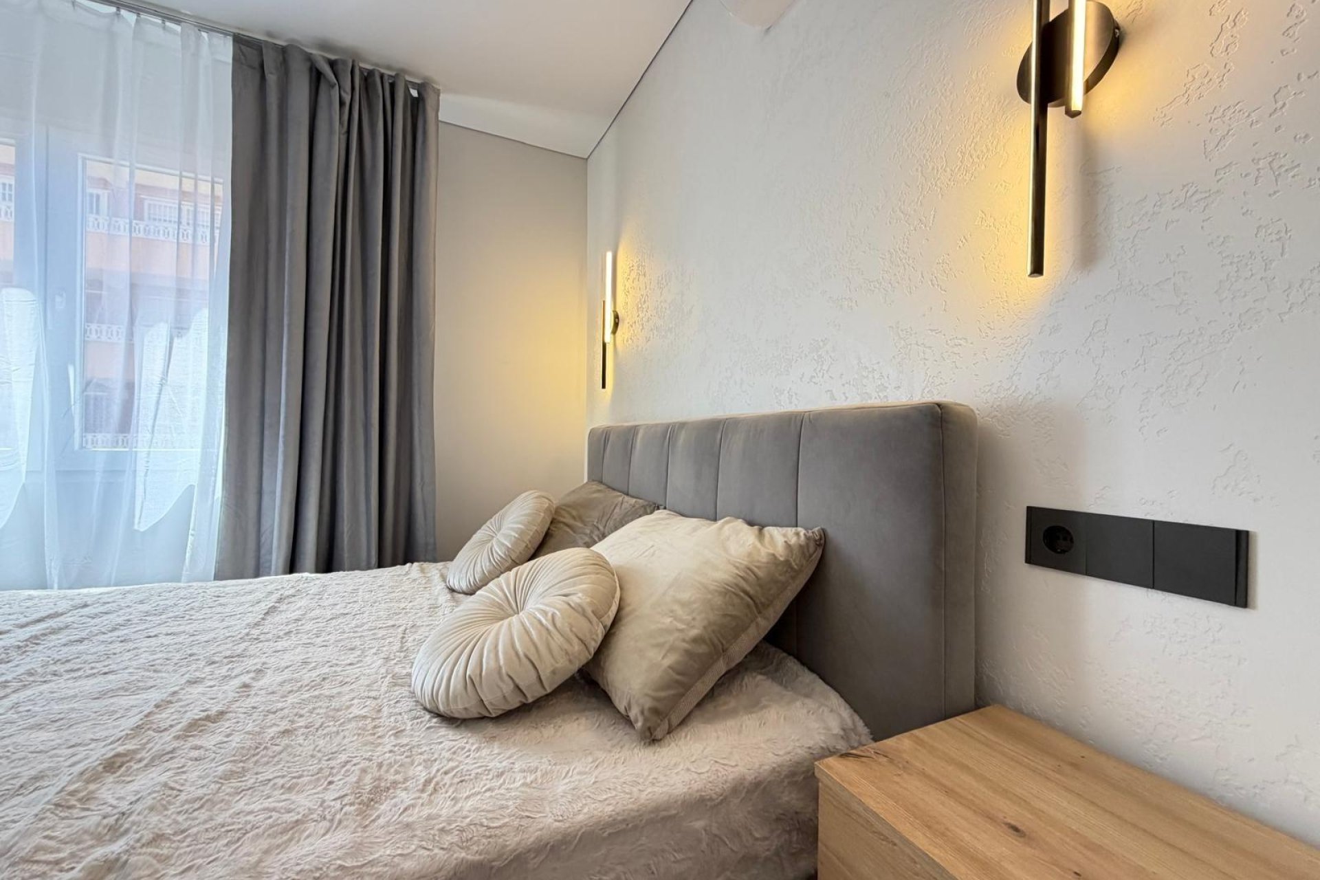Resale - Apartment -
Torrevieja - Punta Prima